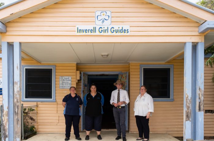 $2,556 PREPARES PAINT JOB FOR INVERELL GIRL GUIDES HALL 